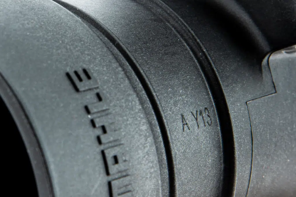 Esempio di marcatura a micropercussione in settore aerospace con C153ZA