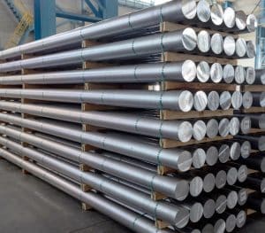 Il marcatore laser portatile LMOOV è perfetto per marcare facilmente Billette di alluminio in fabbrica.