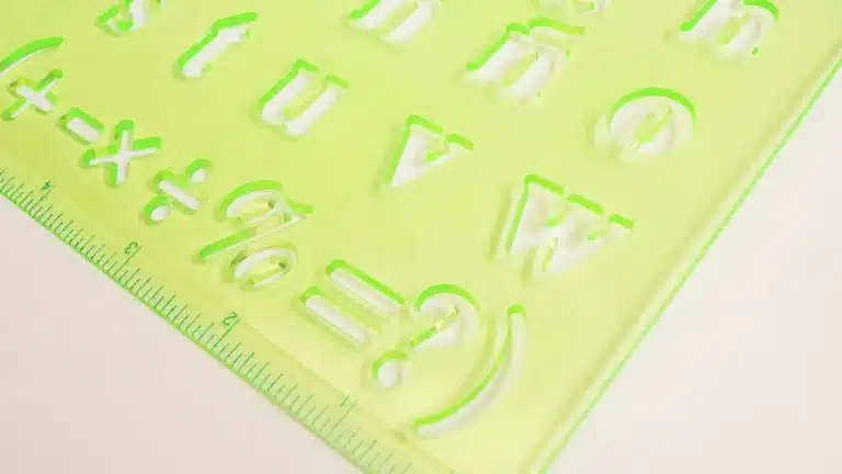 Sfide e soluzioni nella marcatura laser di materiali sensibili