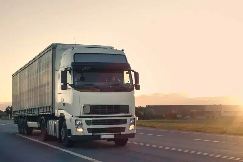 Soluzioni di Marcatura per i settori di edilizia, agricoltura, ferroviario, veicoli pesanti, marittimo, mobilità sostenibile