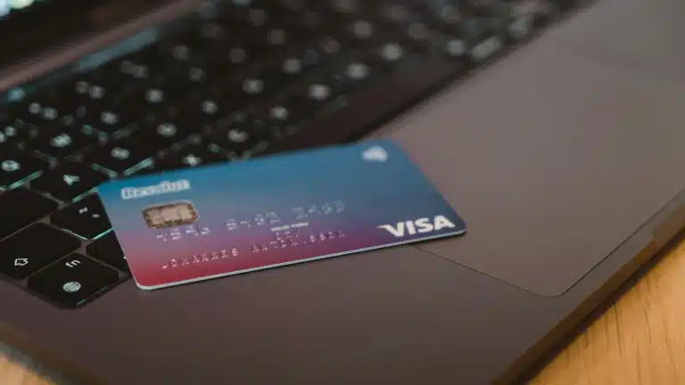 Il ruolo della marcatura laser nella sicurezza di documenti e prodotti finanziari