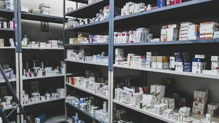 Tracciabilità farmaceutica con la tecnologia laser: sicurezza e conformità normativa