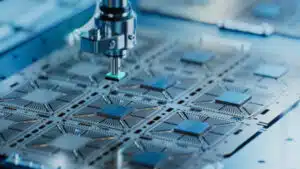 Stazione di marcatura a micropercussione per Settore elettronico